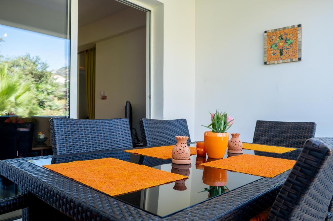 Stylish 2 Bedroom Apartment In Pegia Peyia Exterior foto